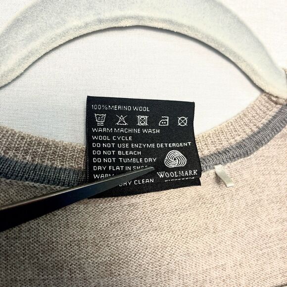 Kathmandu Jumper Womens Sz 10 Blue Merino Wool Long Sleeve V Neck Ribbed Sweater - Picture 6 of 8